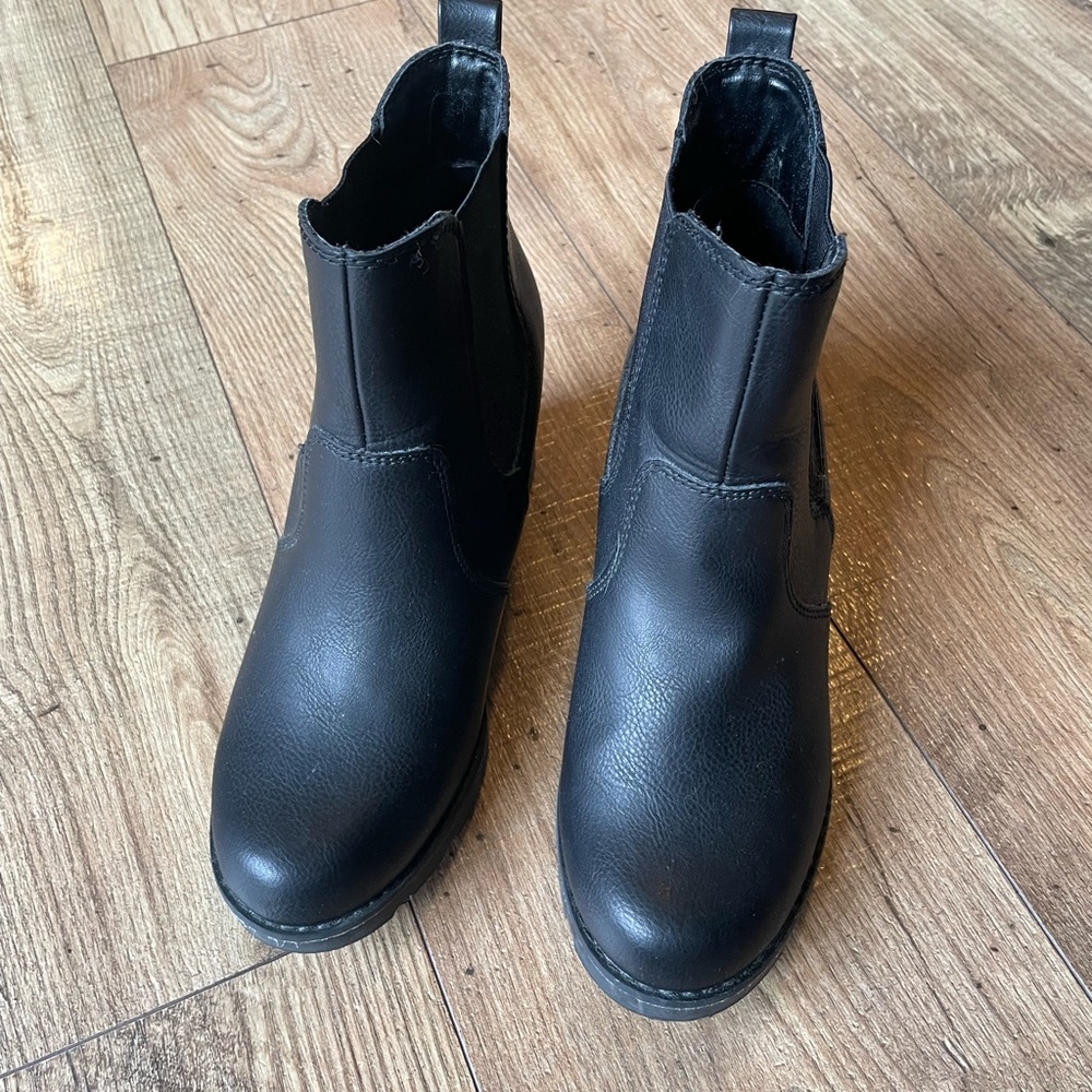 Target Women’s Black Boots